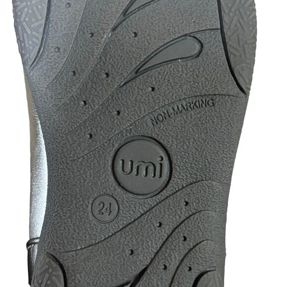 Umi Silver Patent Leather Studded Heel Mary Jane Eleni Toddler Size US 7M/23 - Picture 5 of 8